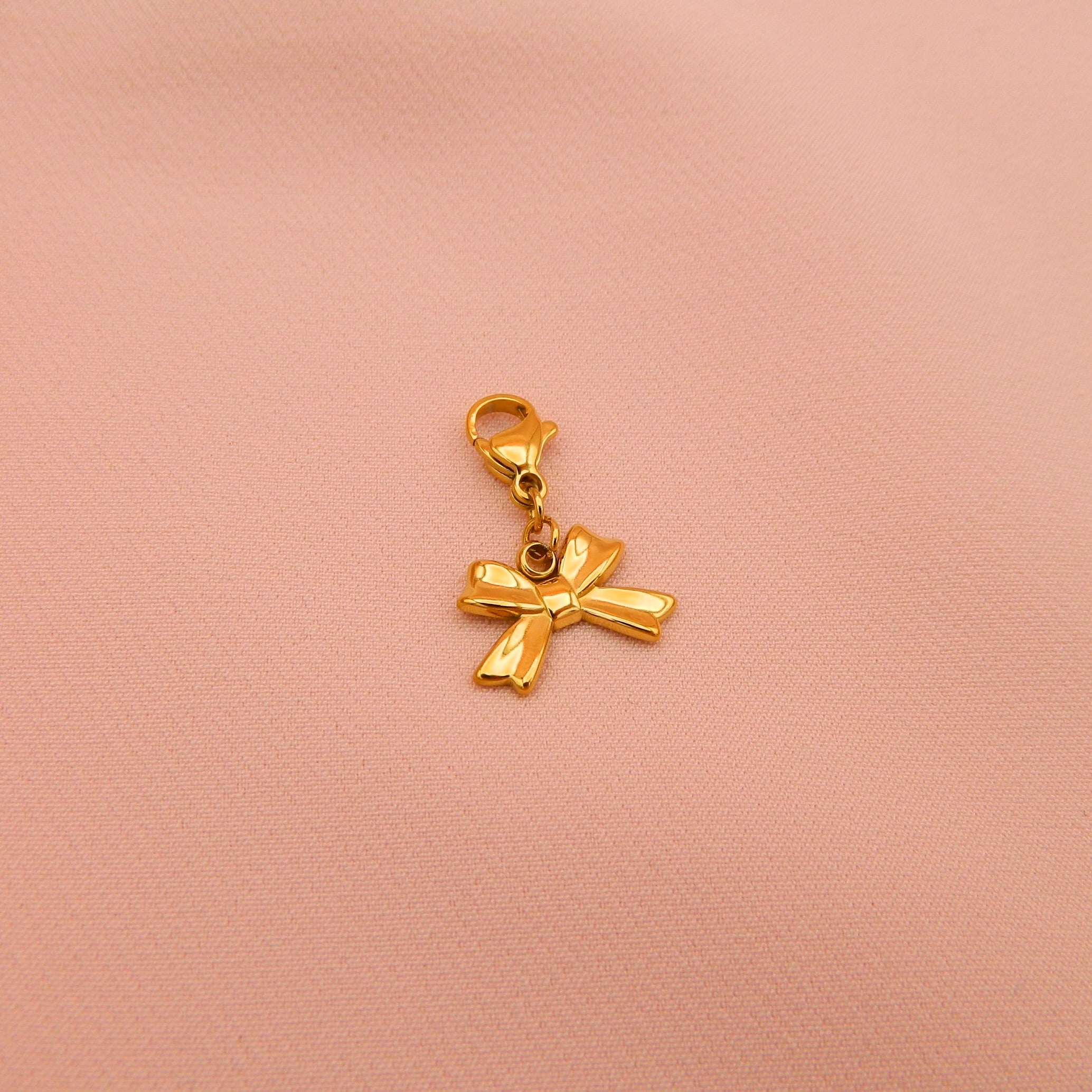 CHARMS - NOEUD PAPILLON