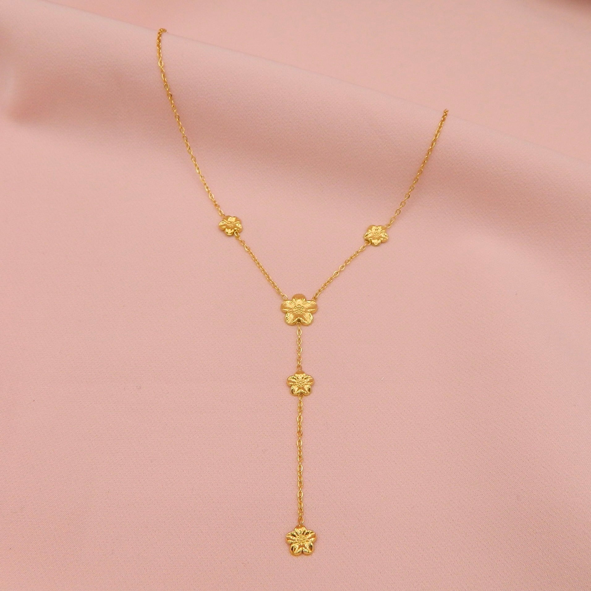 COLLIER - PIA