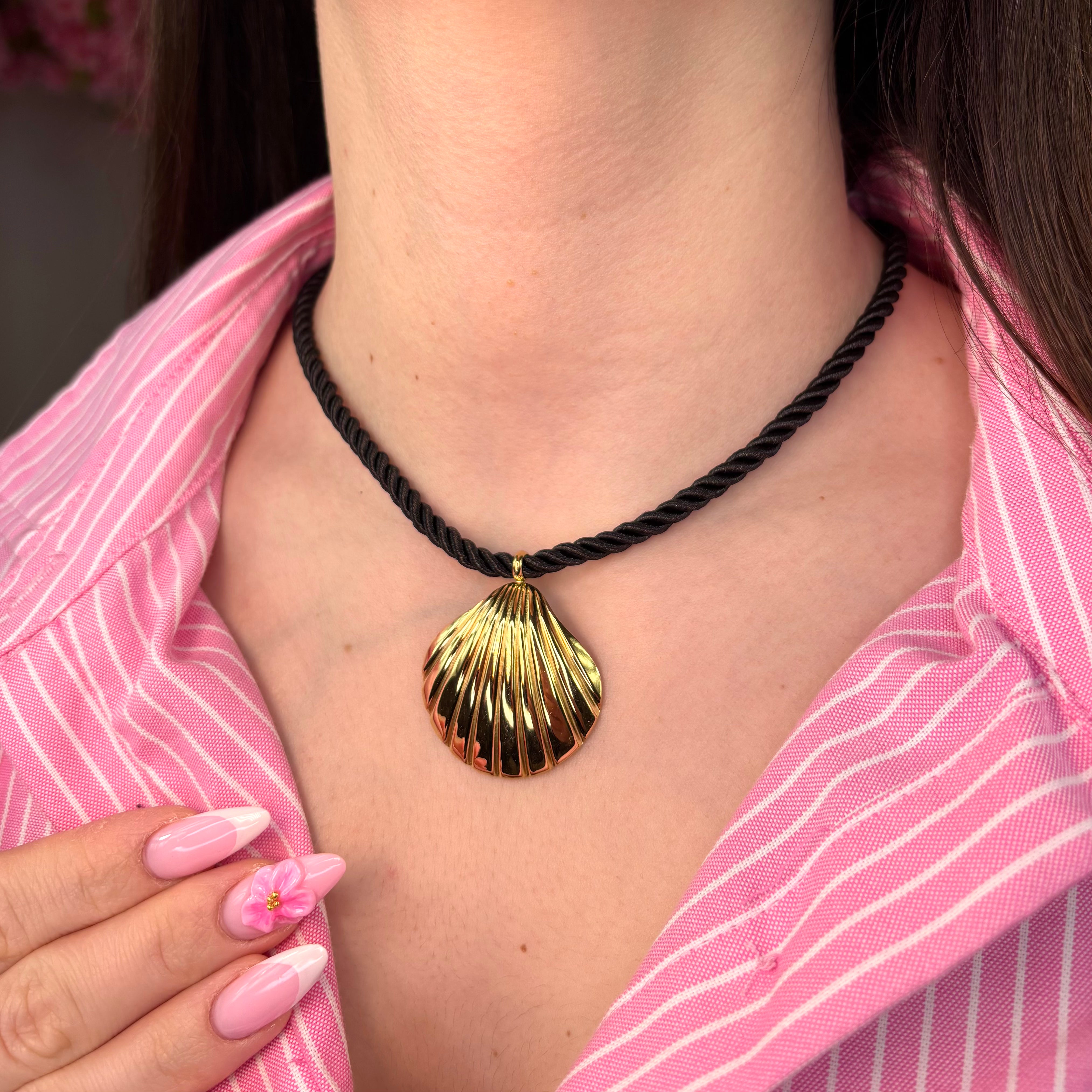 COLLIER - COQUILLAGE