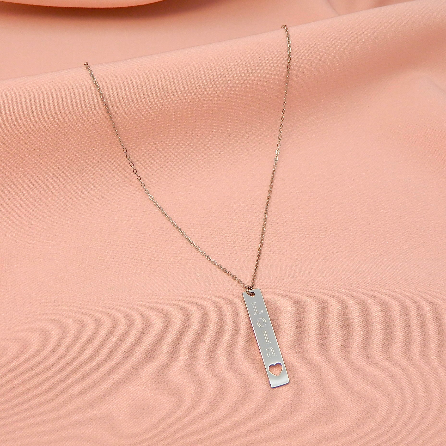 GRAVURE COLLIER - CHARLYE