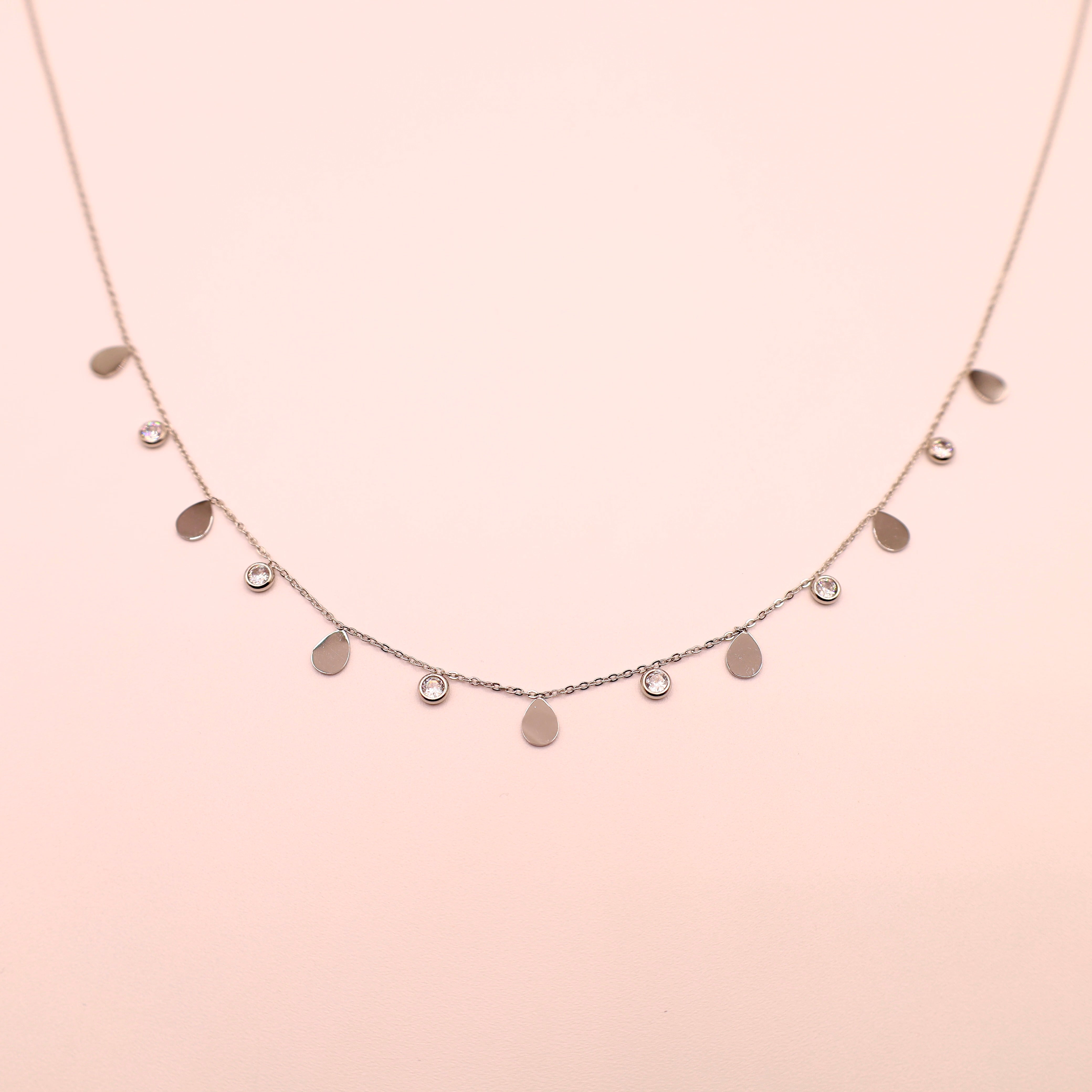 COLLIER - NADIA