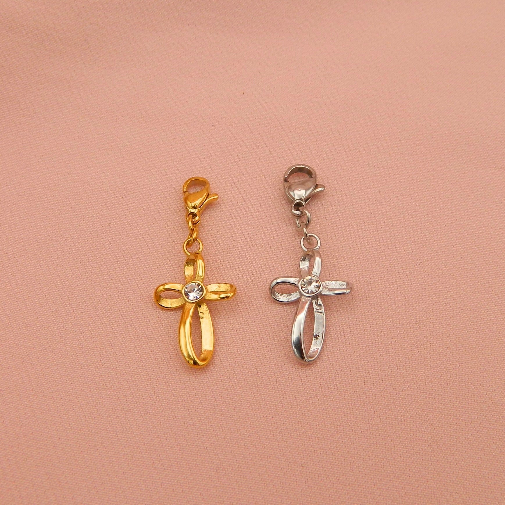 CHARMS - CROIX DIVINE