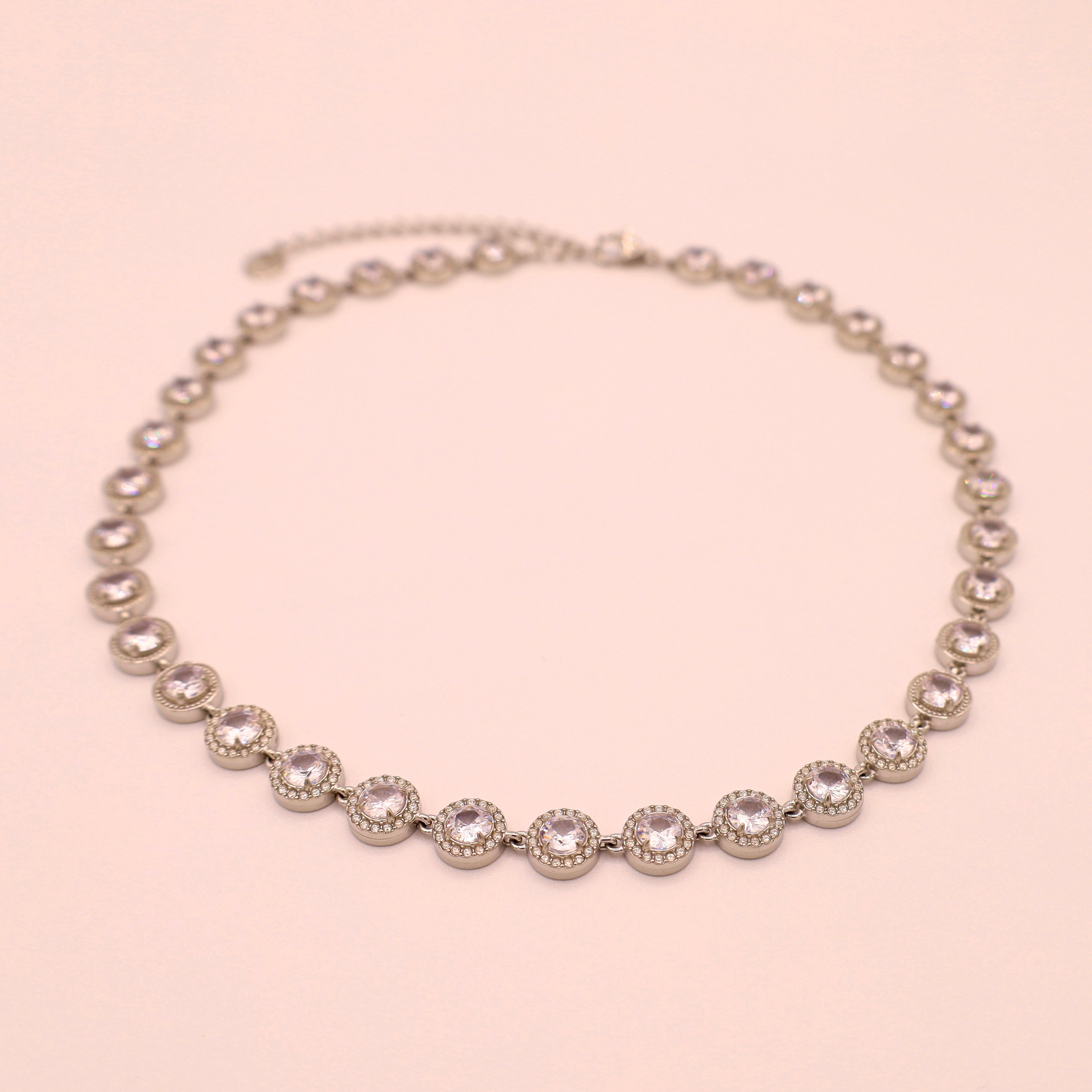 COLLIER - LOLA