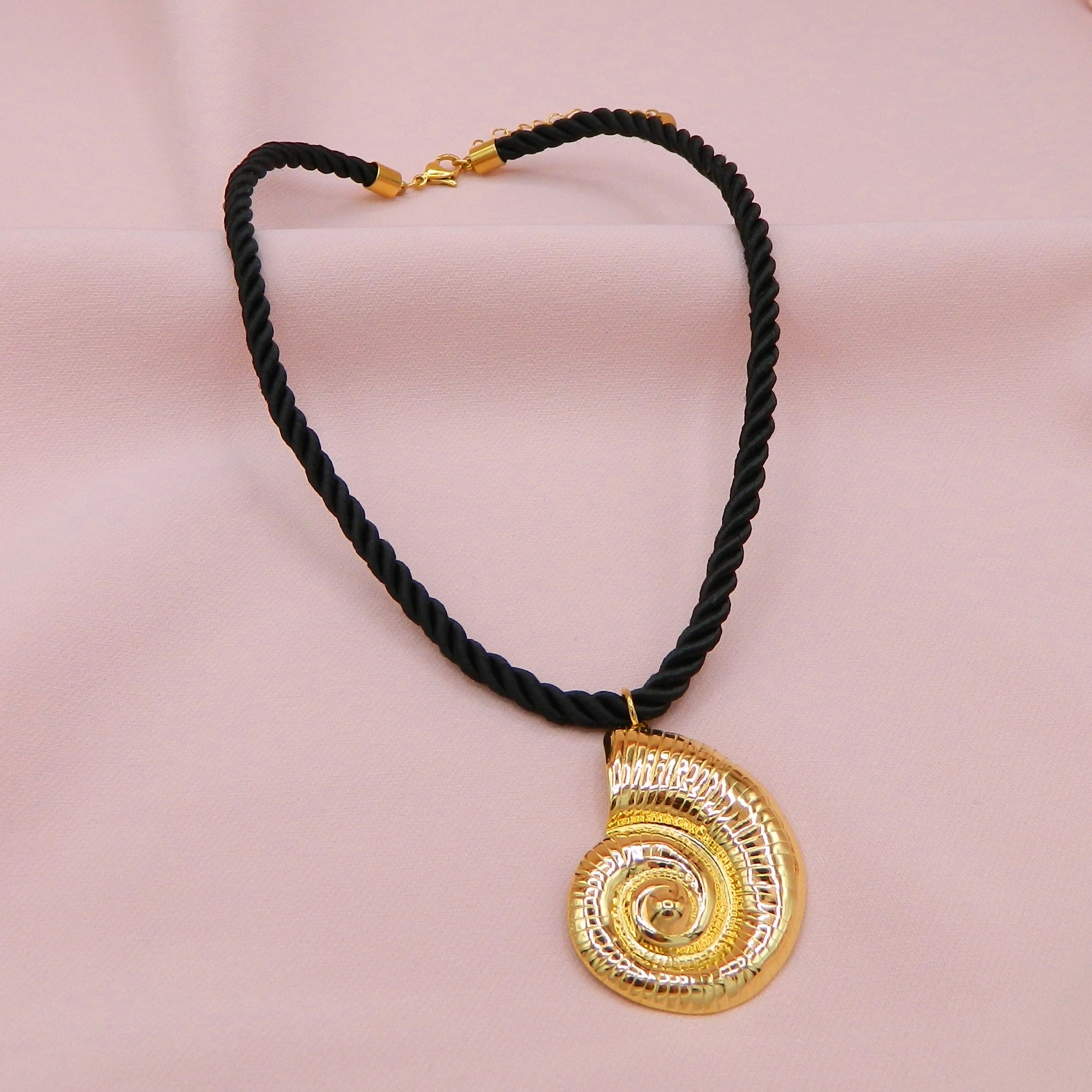 COLLIER - NAUTILE