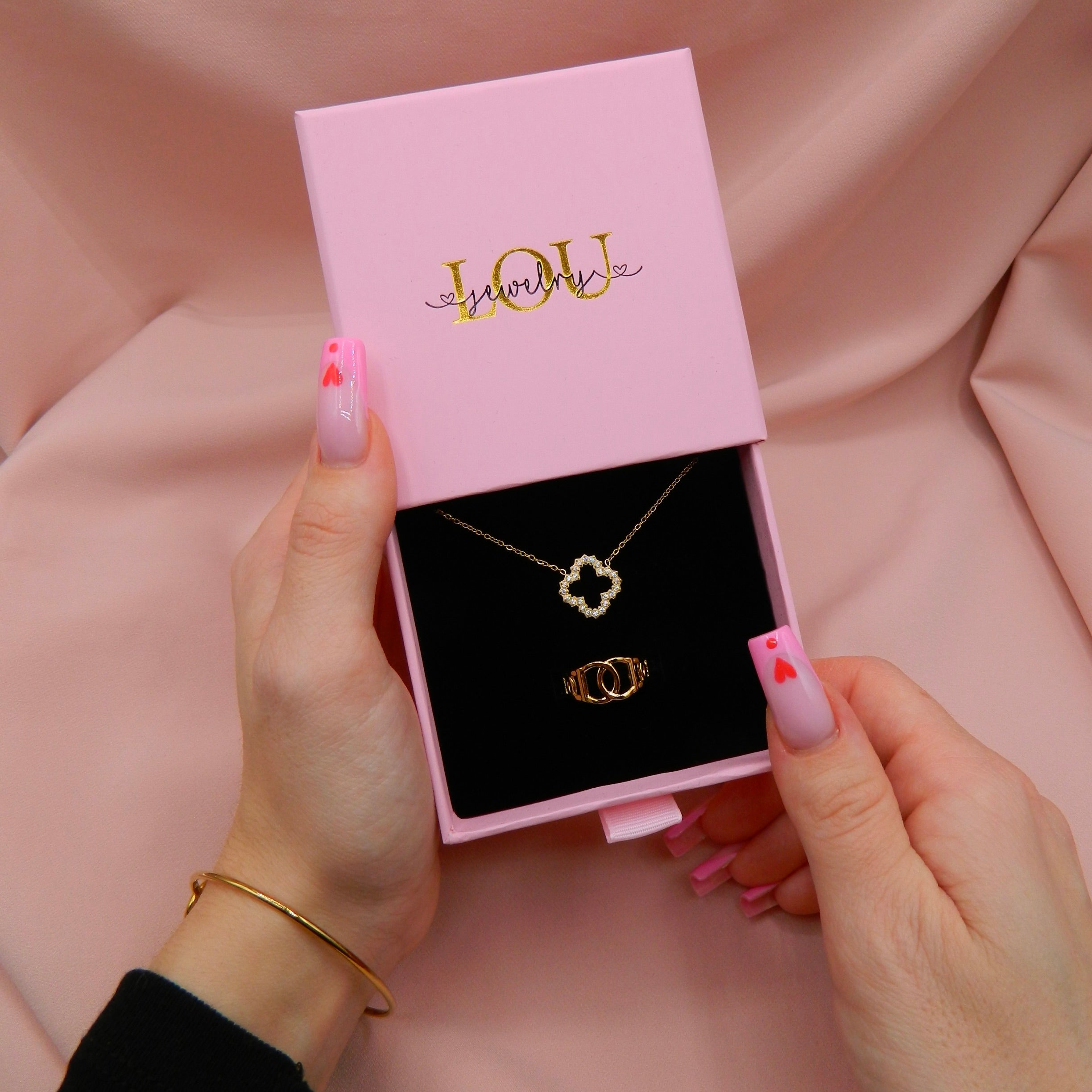BOÎTE CADEAU ROSE