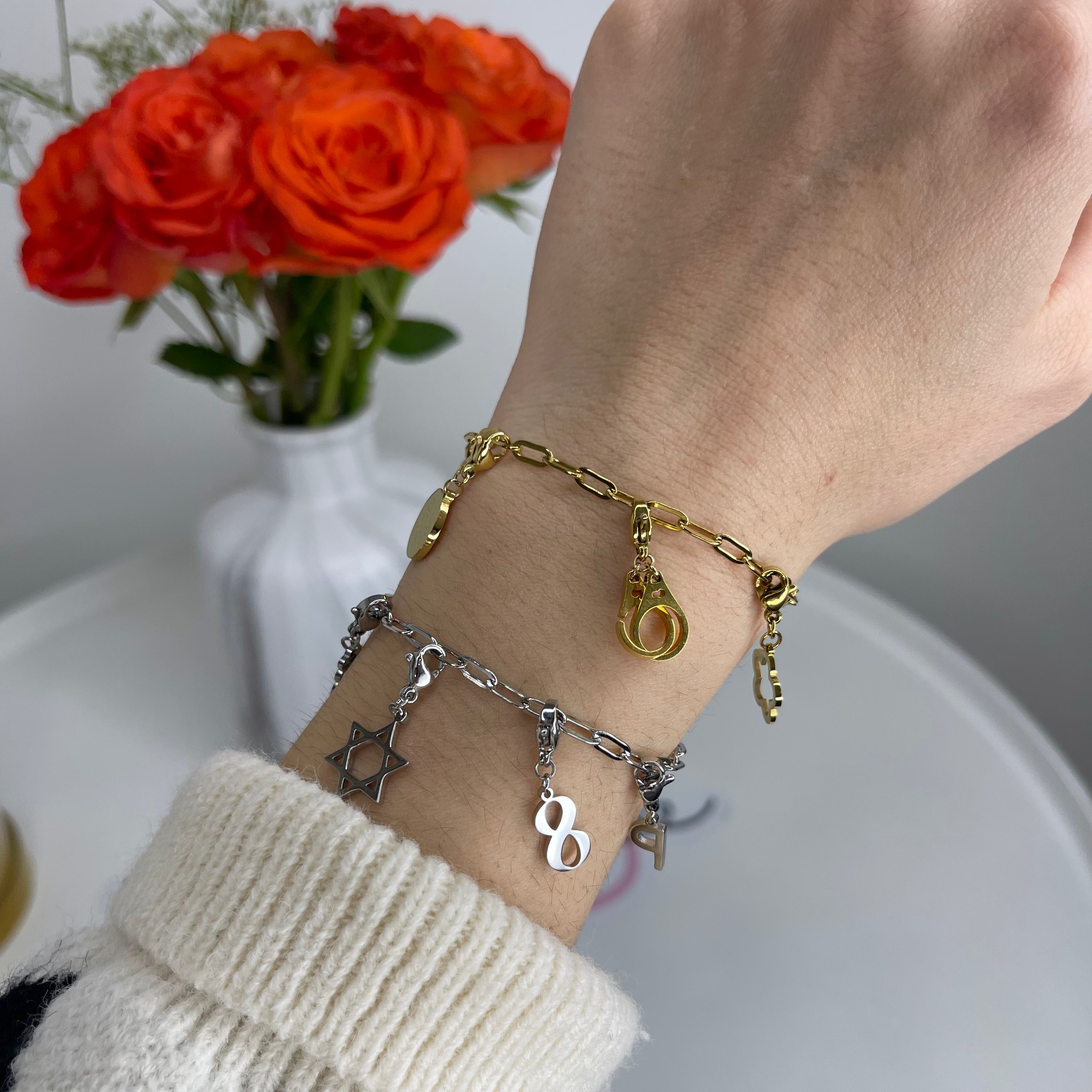 BRACELET - LAURA CHARMS