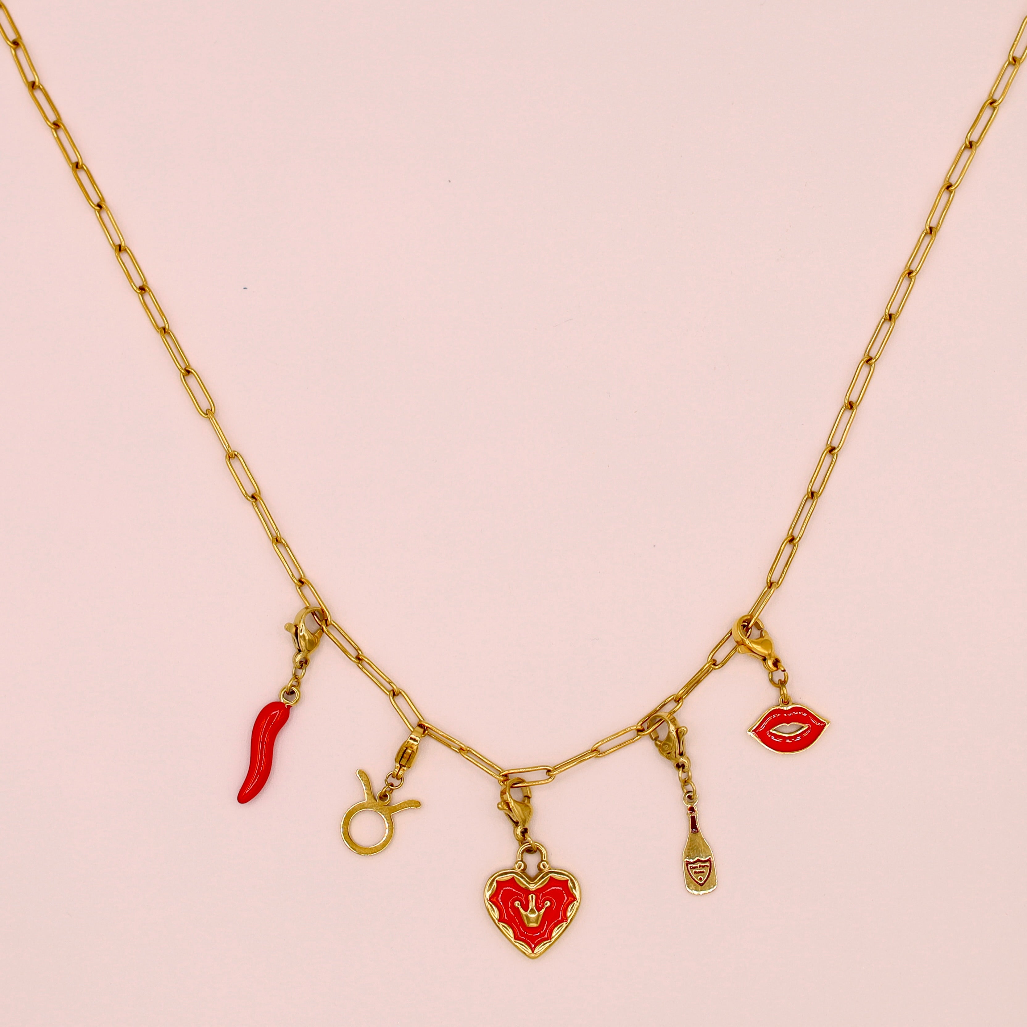 COLLIER - LAURA CHARMS