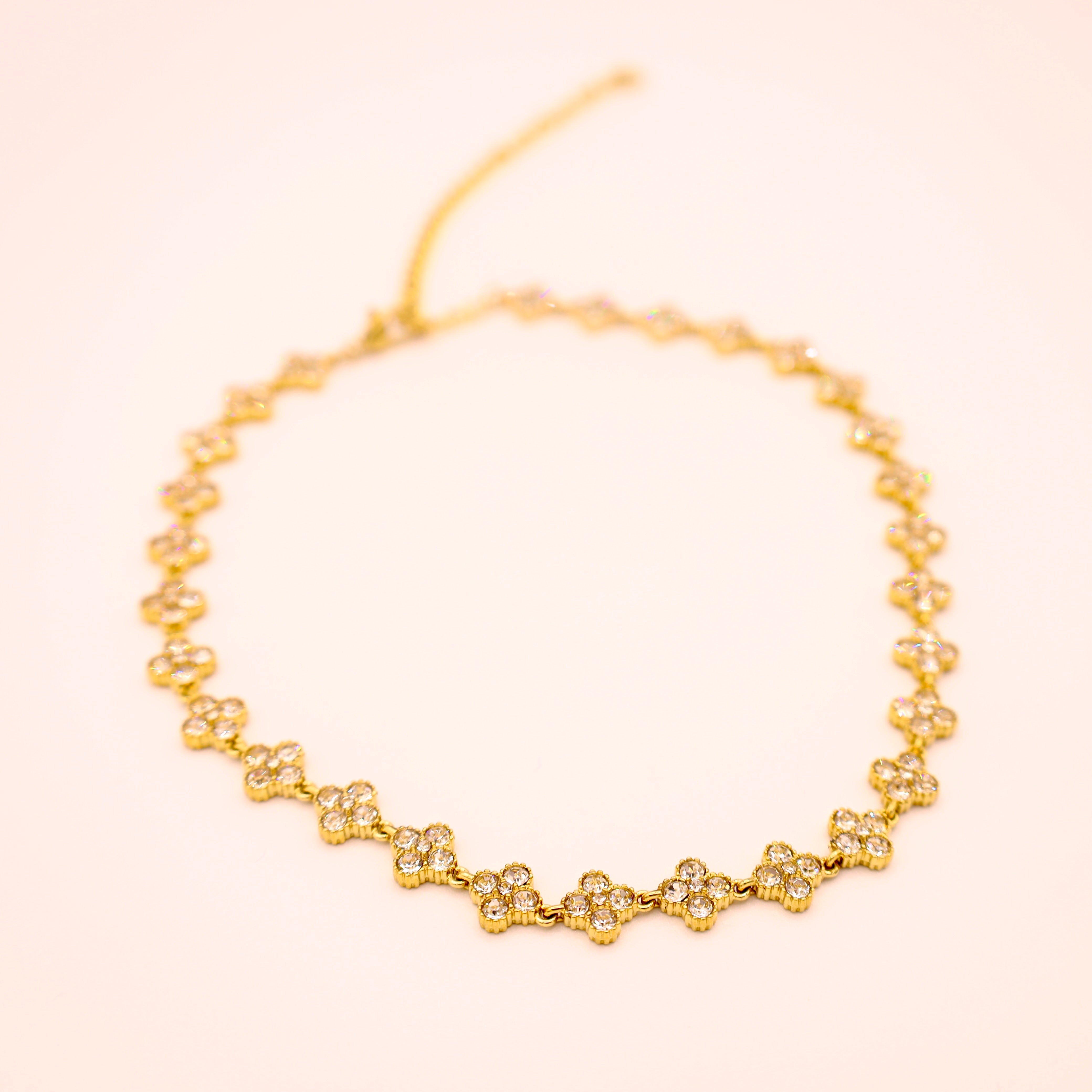 COLLIER - ERIKA