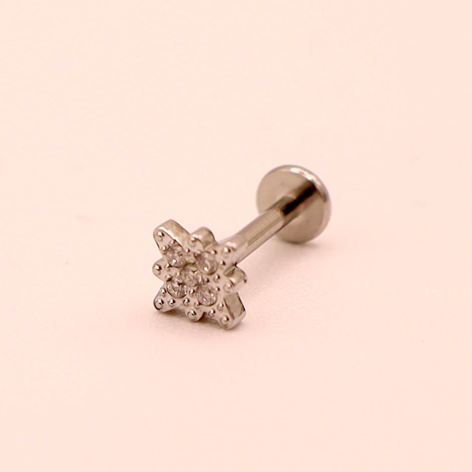 PIERCING - CLEO