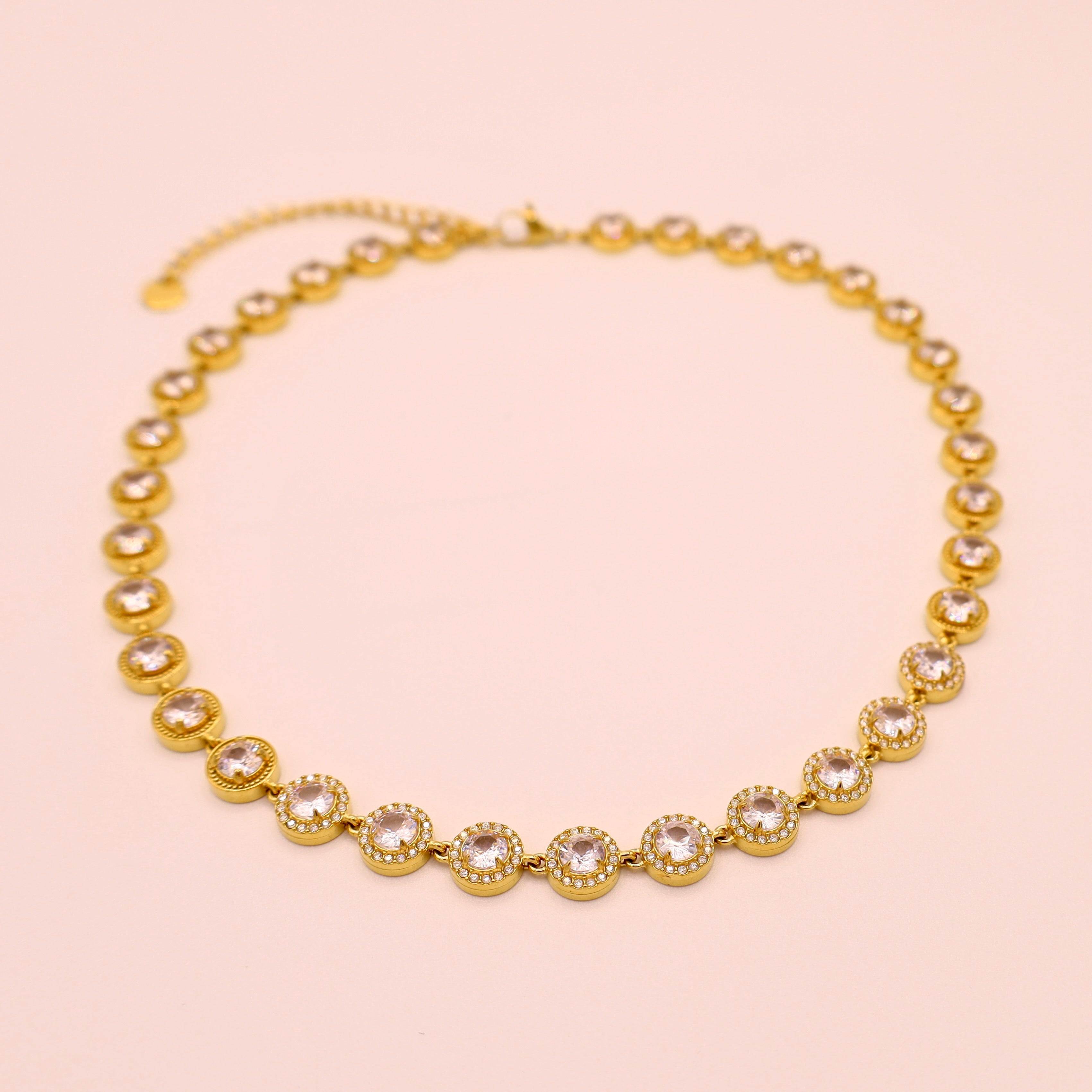 COLLIER - LOLA