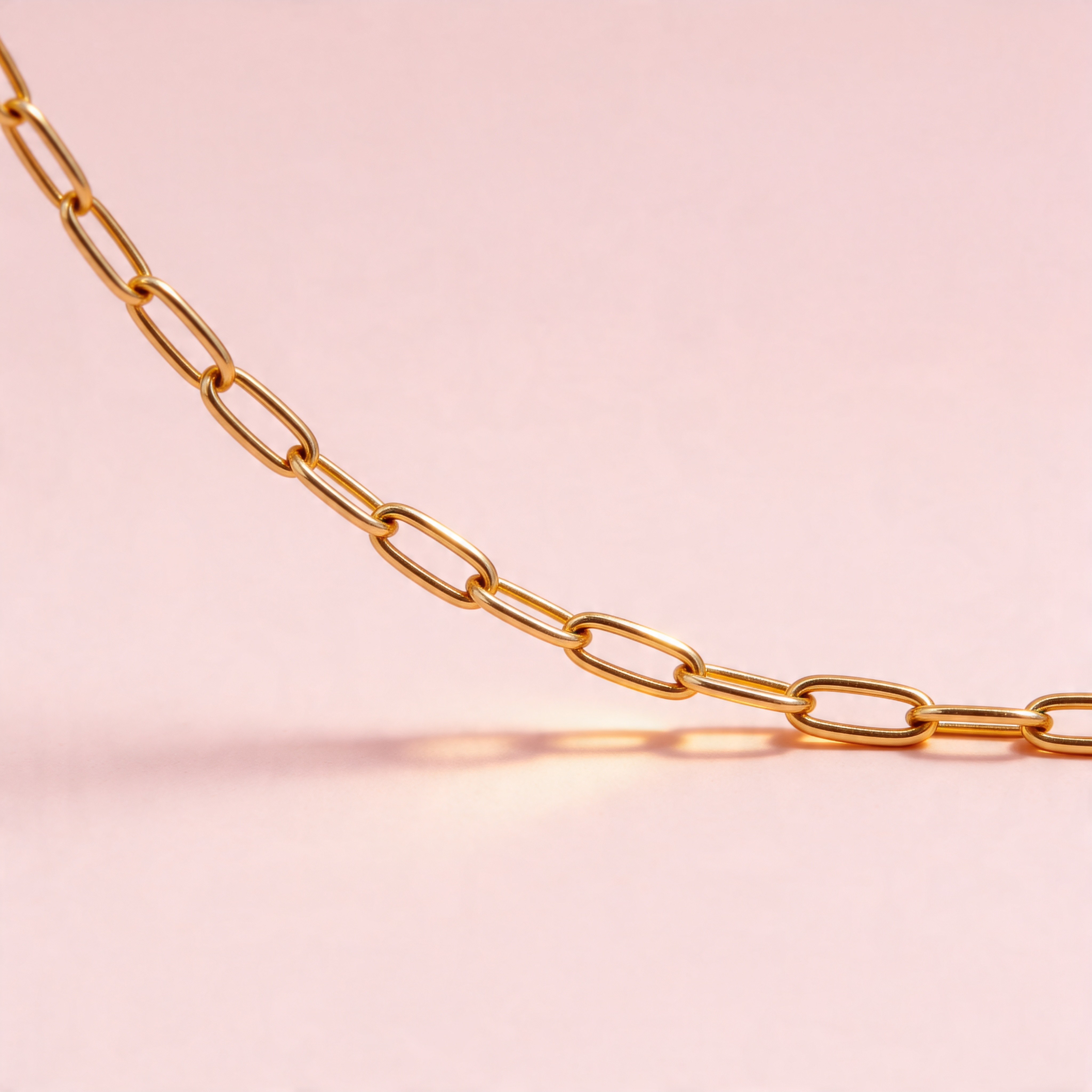 COLLIER - LAURA CHARMS